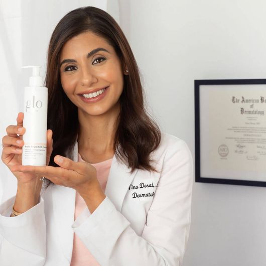 Hydra Bright AHA Cleanser 200 ml - Glo Skin Beauty UK&I